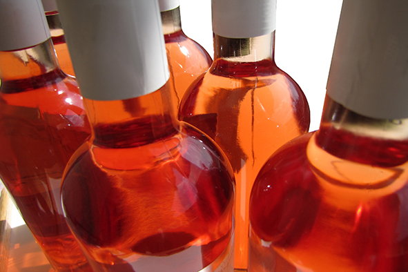 Les obturateurs à faible perméabilité améliorent la garde des vins rosés